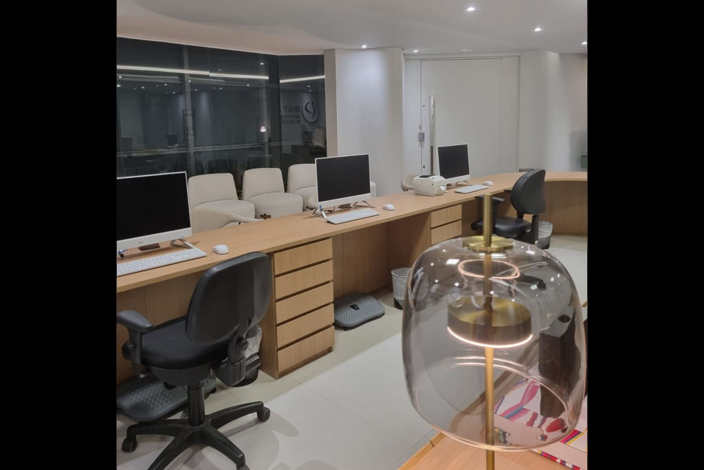 Clique para expandir