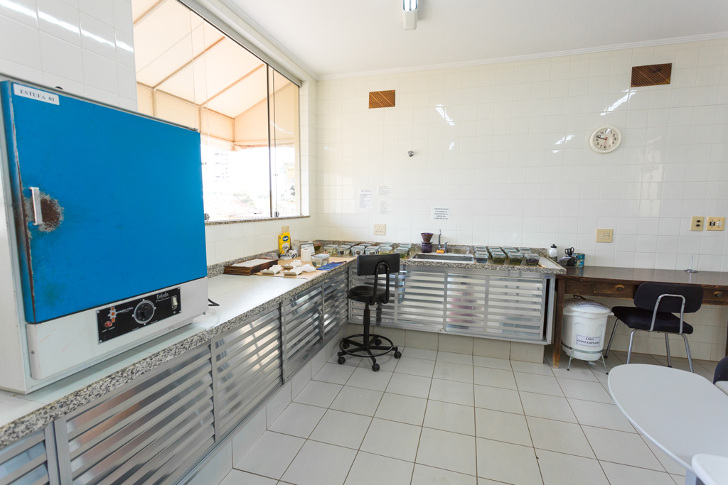 Clique para expandir