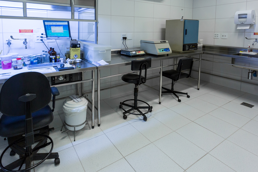 Clique para expandir